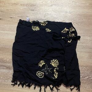 Chic Black and Gold Women's Swim Sarong